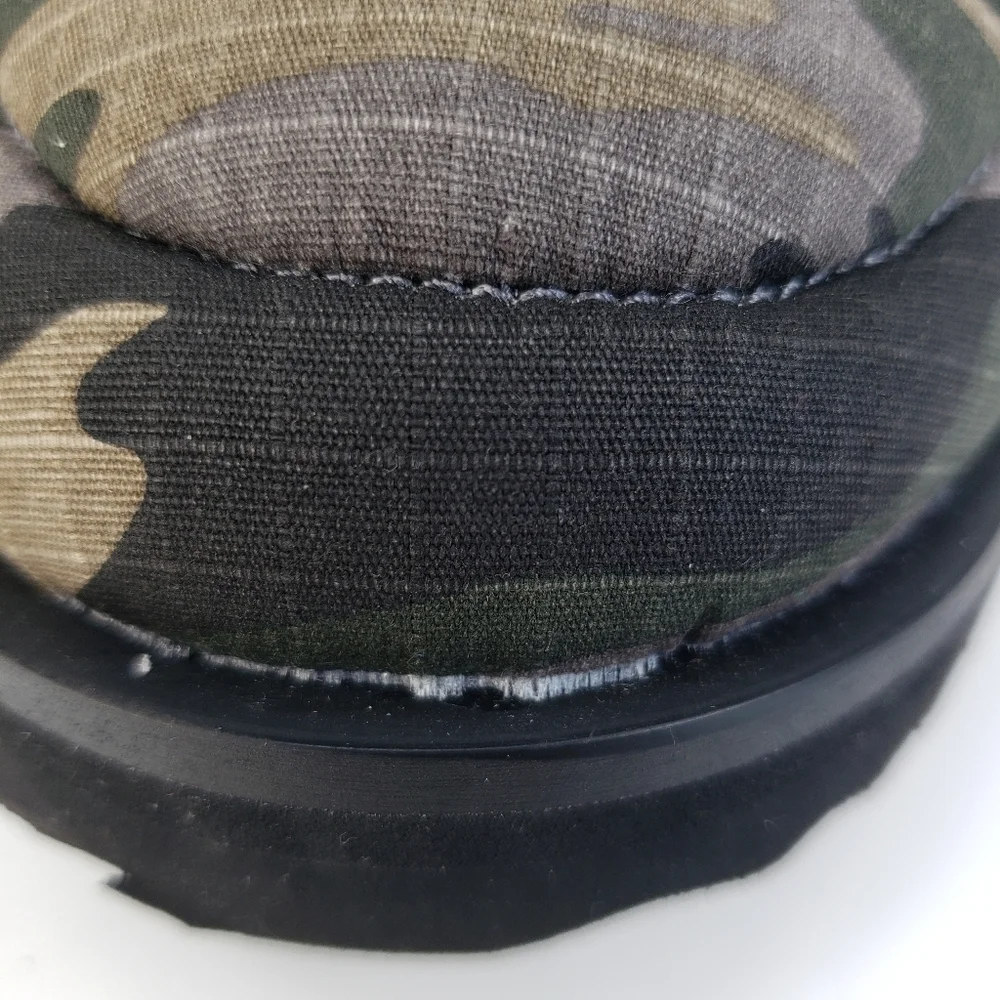 Steve Madden P-Snug Camouflage Slip On Comfort Indoor Outdoor Slippers SZ 9M